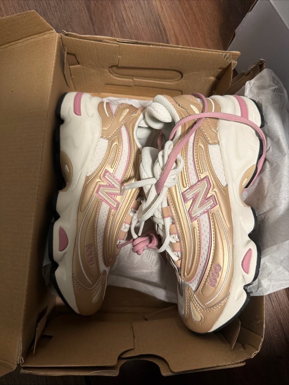 New Balance Women’s Size 6 M1000FLP Pink - Picture 2 of 6